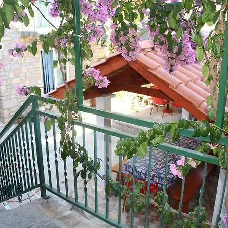 Prázdninový dům Holiday Grohote